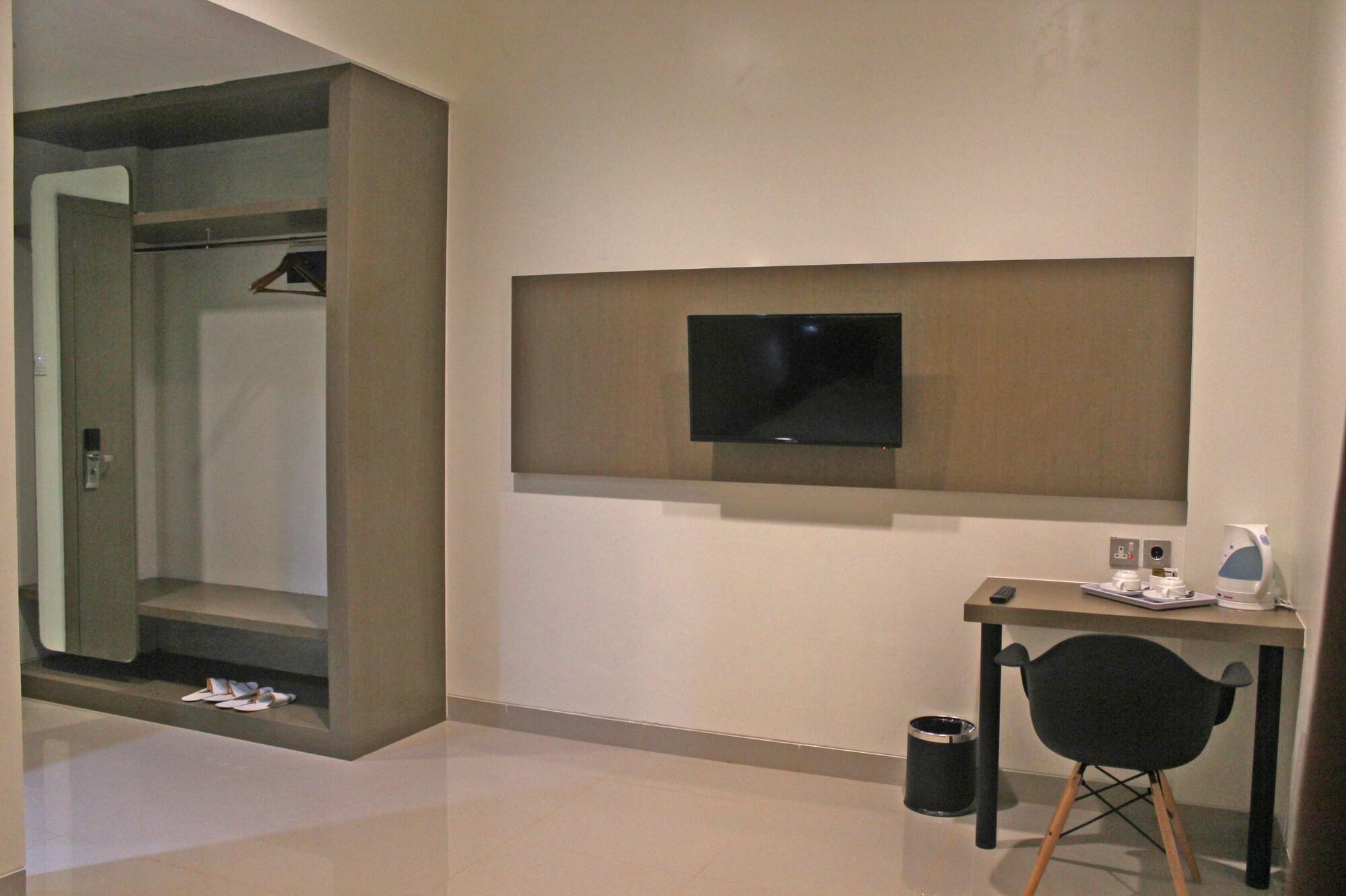 Opi Indah Hotel Palembang Ngoại thất bức ảnh