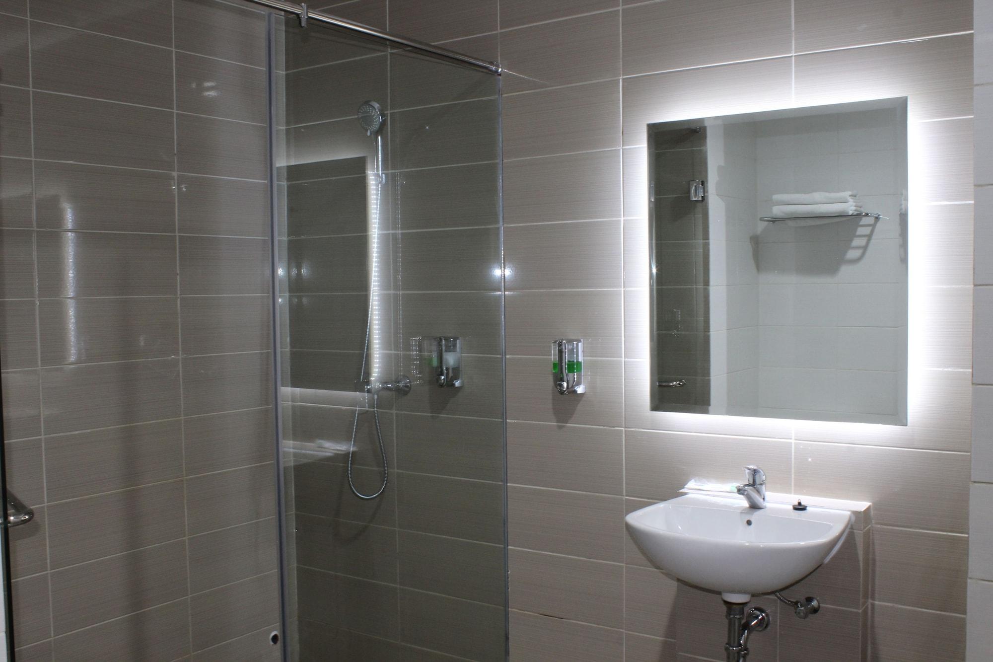 Opi Indah Hotel Palembang Ngoại thất bức ảnh