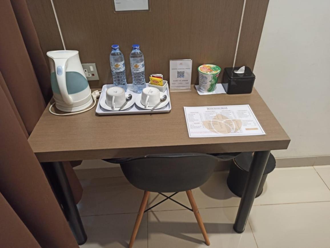 Opi Indah Hotel Palembang Ngoại thất bức ảnh