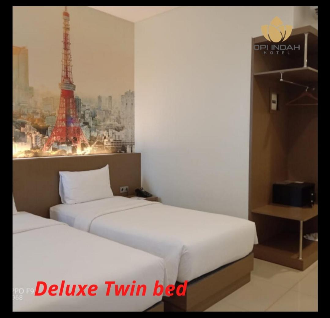 Opi Indah Hotel Palembang Ngoại thất bức ảnh