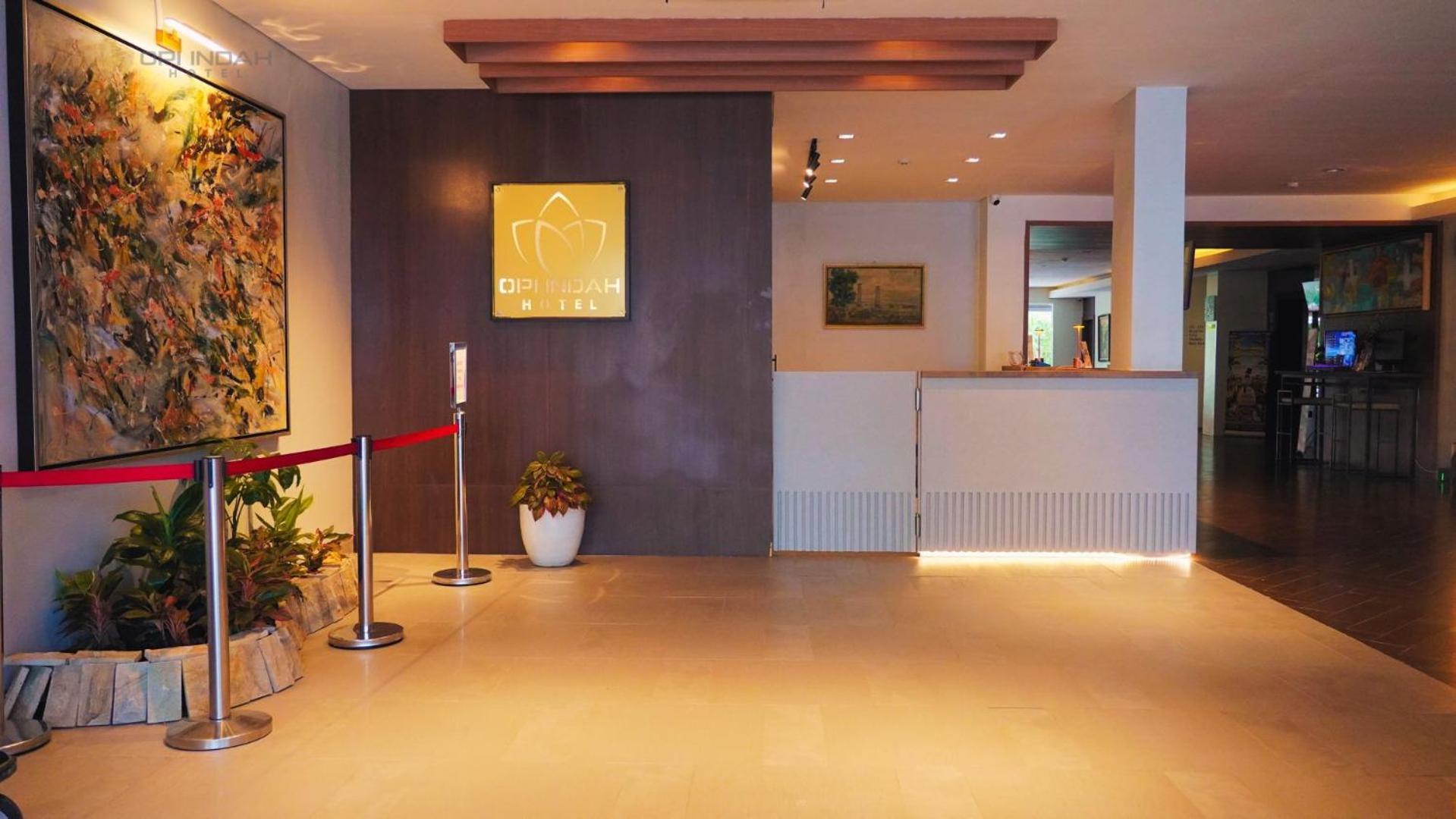 Opi Indah Hotel Palembang Ngoại thất bức ảnh