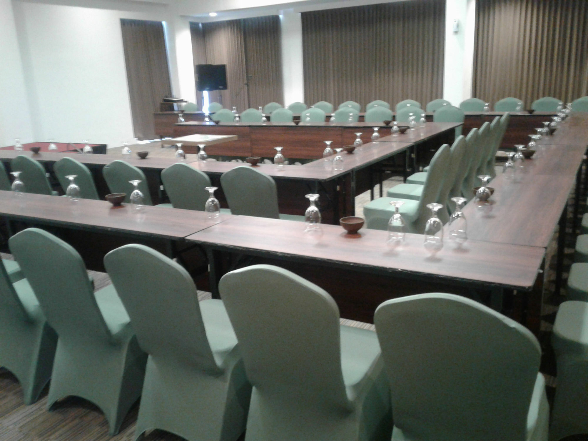 Opi Indah Hotel Palembang Ngoại thất bức ảnh